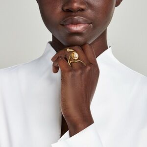 NWT Oscar de la Renta 24K-Gold-Plated, Imitation Pearl & Crystal Snake Ring